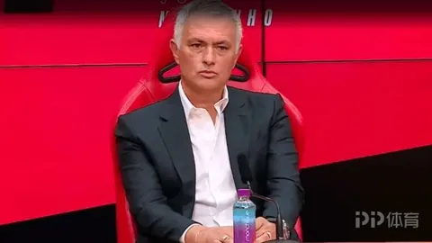 皇马渴望加强左后卫阵容；阿诺德转会成定局指日可待。